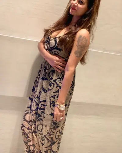 Dhansura Escort